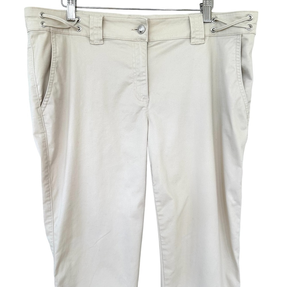 Nautica cropped pants with narrow legs in a stretch cotton/spandex fabric